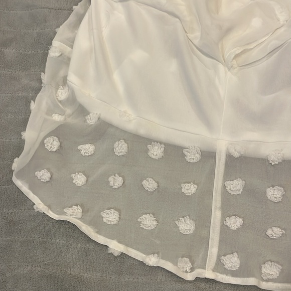 Mi Ami Tiered White Mini Dress size Small - Picture 8 of 8